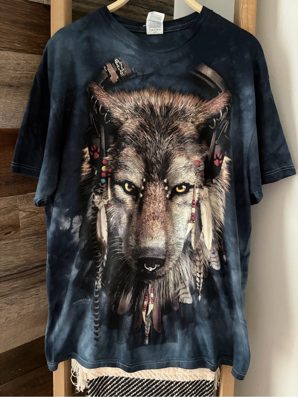 2011 Wolf Manimals The Mountain Tee 🐺